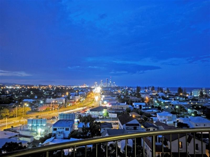 A32 ‘Magic Mountain Apartments’, Great Hall Drive, Miami QLD 4220