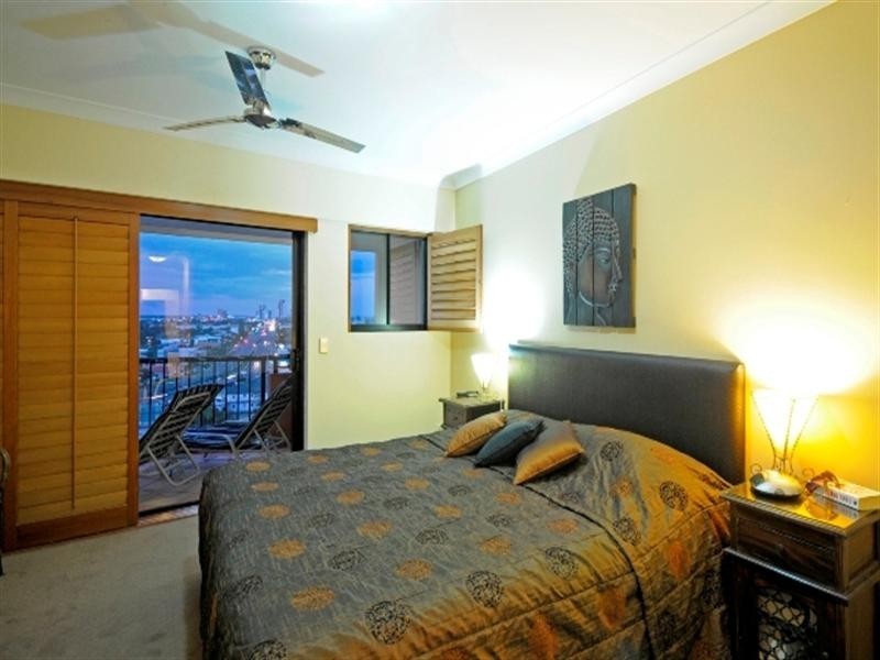 A32 ‘Magic Mountain Apartments’, Great Hall Drive, Miami QLD 4220