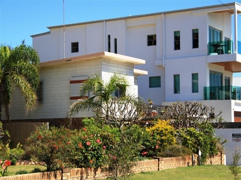 4 Seagull Avenue, Mermaid Beach QLD 4218