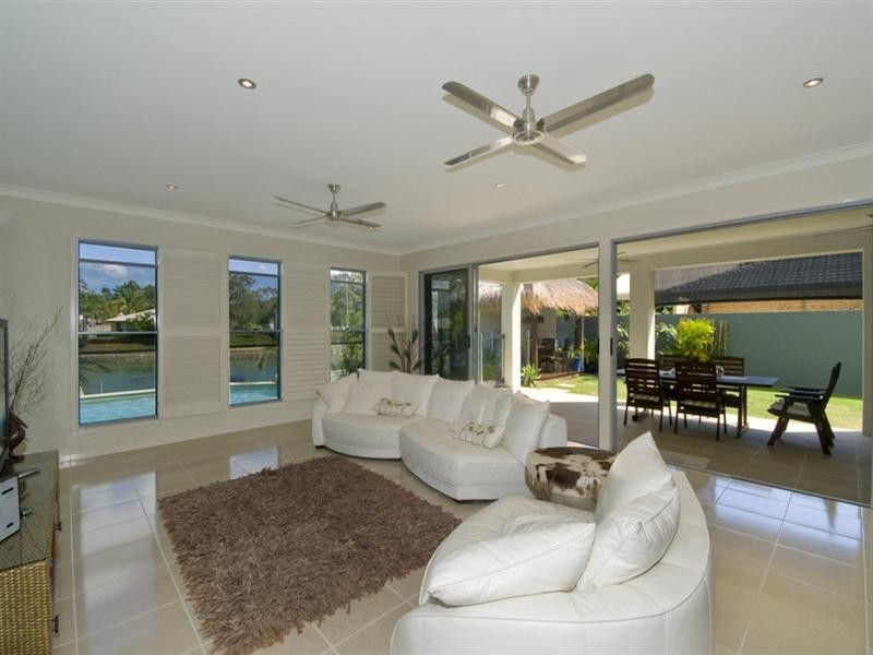 4 Melaleuca Drive, Palm Beach QLD 4221