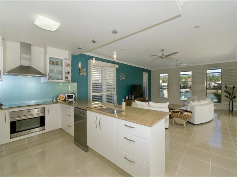 4 Melaleuca Drive, Palm Beach QLD 4221