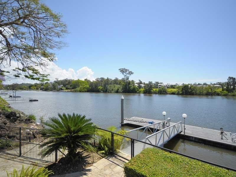 28 Maryland Avenue, Carrara QLD 4211