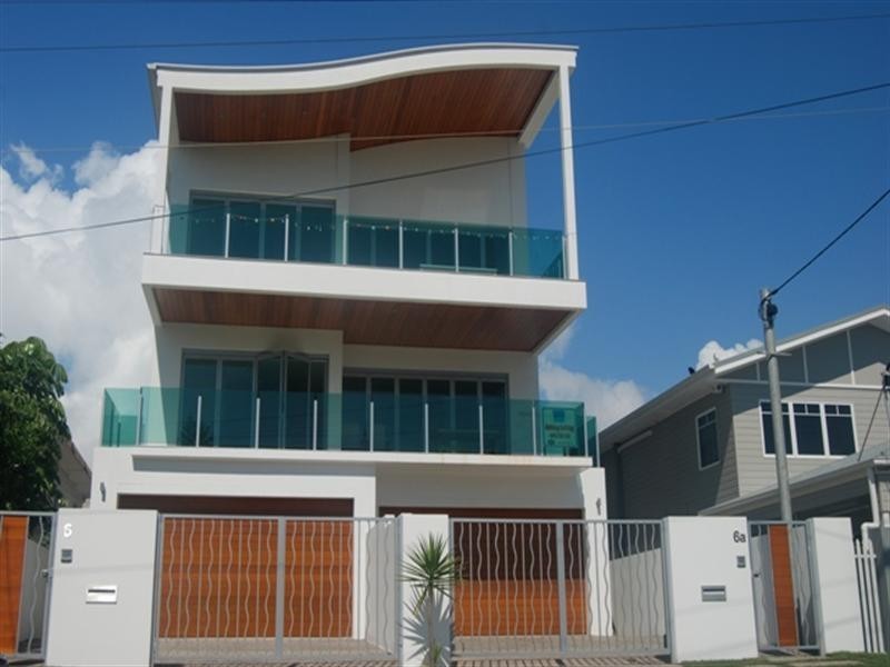 6a Seagull Avenue, Mermaid Beach QLD 4218