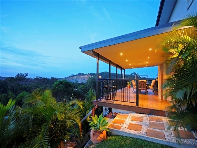 59 Sky Royal Terrace, Burleigh Heads QLD 4220