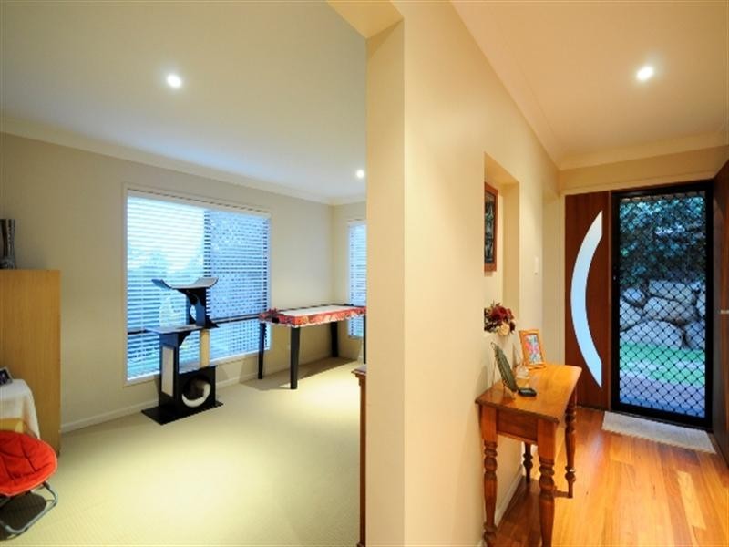 59 Sky Royal Terrace, Burleigh Heads QLD 4220