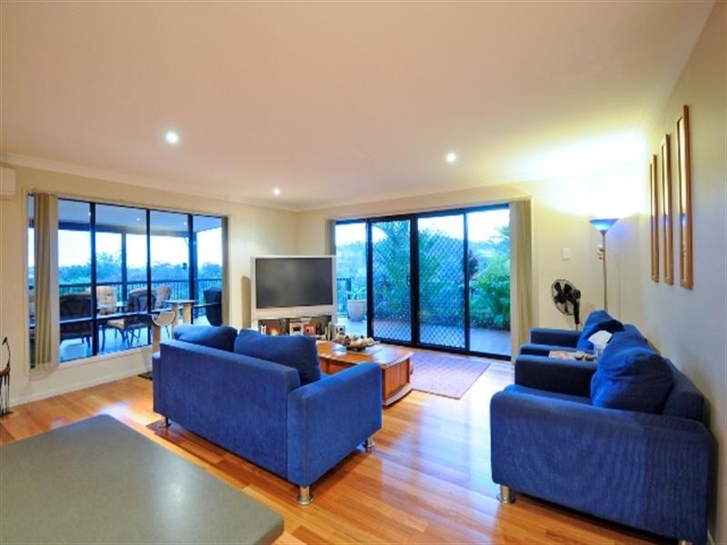 59 Sky Royal Terrace, Burleigh Heads QLD 4220