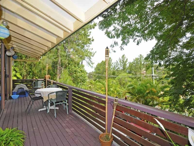 17 Yolanta Drive, Tugun QLD 4224