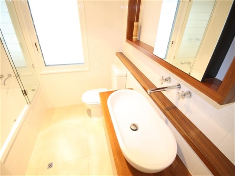 428 The Esplanade, Palm Beach QLD 4221