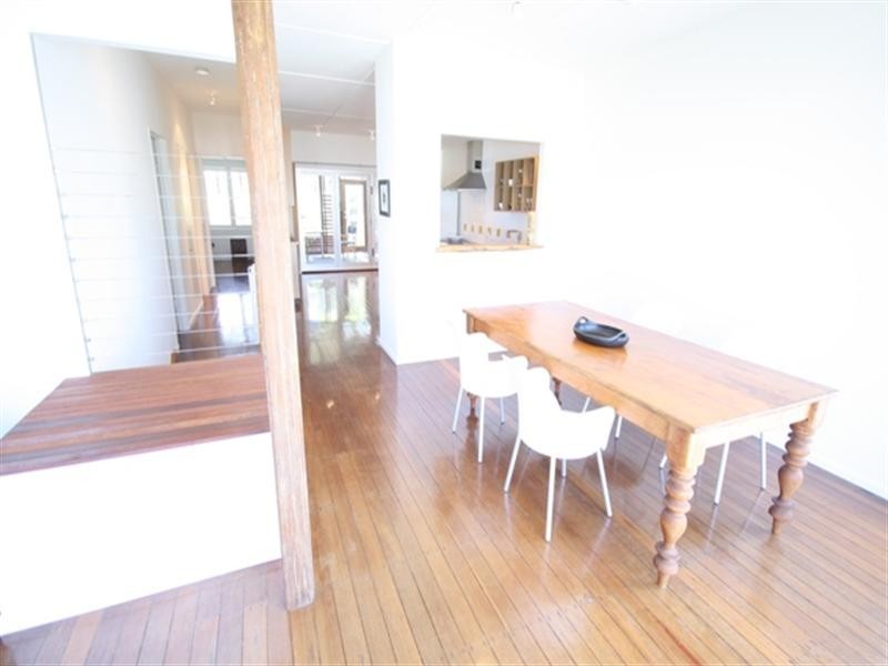 428 The Esplanade, Palm Beach QLD 4221