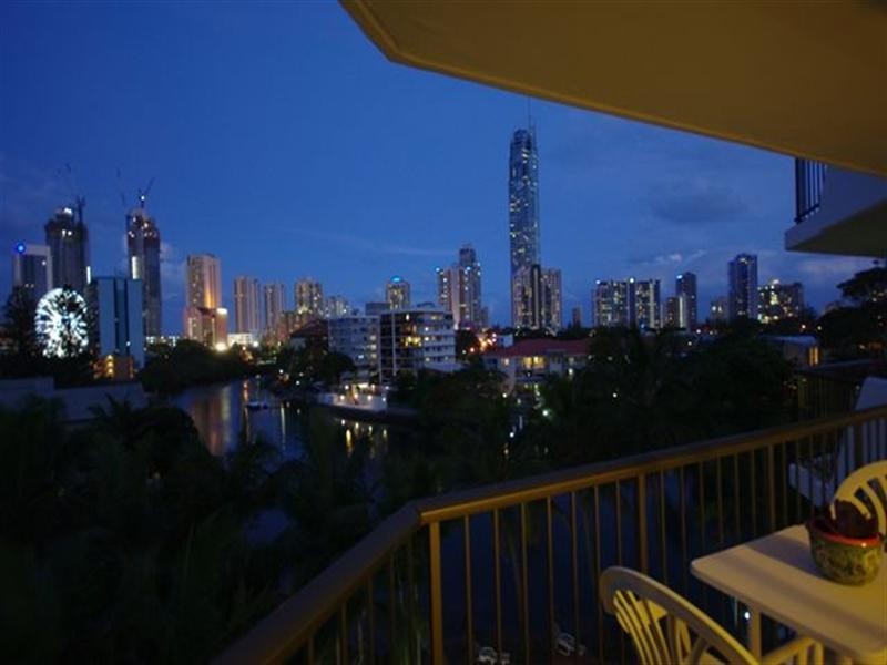 401 ‘Edgewater Gardens’ 21 Peninsular Drive, Surfers Paradise QLD 4217