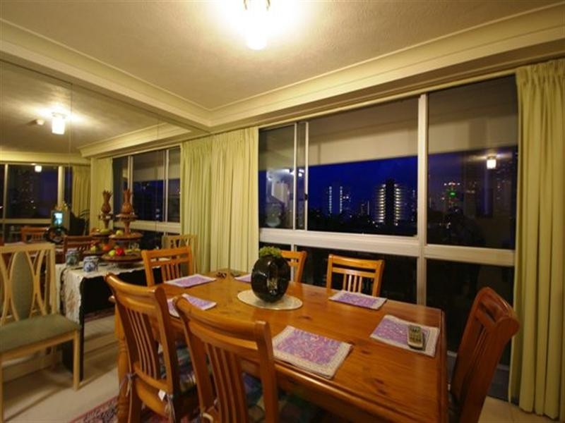 401 ‘Edgewater Gardens’ 21 Peninsular Drive, Surfers Paradise QLD 4217