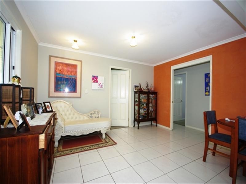 25 Glauca Street, Burleigh Heads QLD 4220