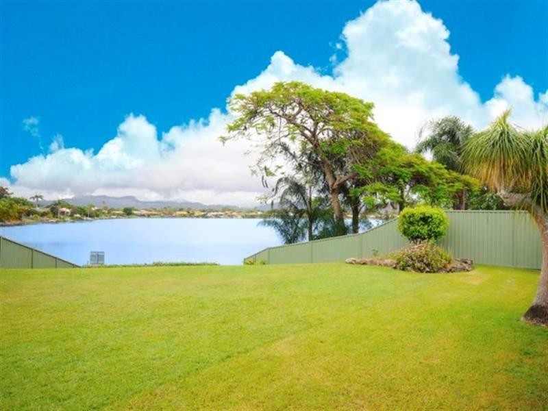 35 Angelica Street, Elanora QLD 4221