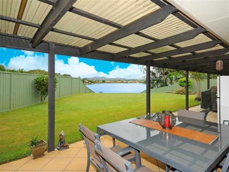 35 Angelica Street, Elanora QLD 4221