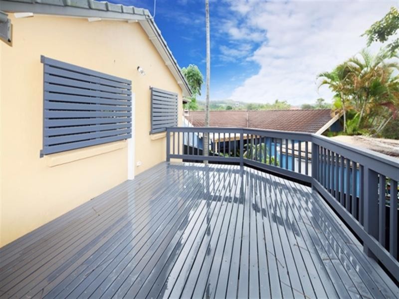 32 Mainsail Street, Currumbin Waters QLD 4223