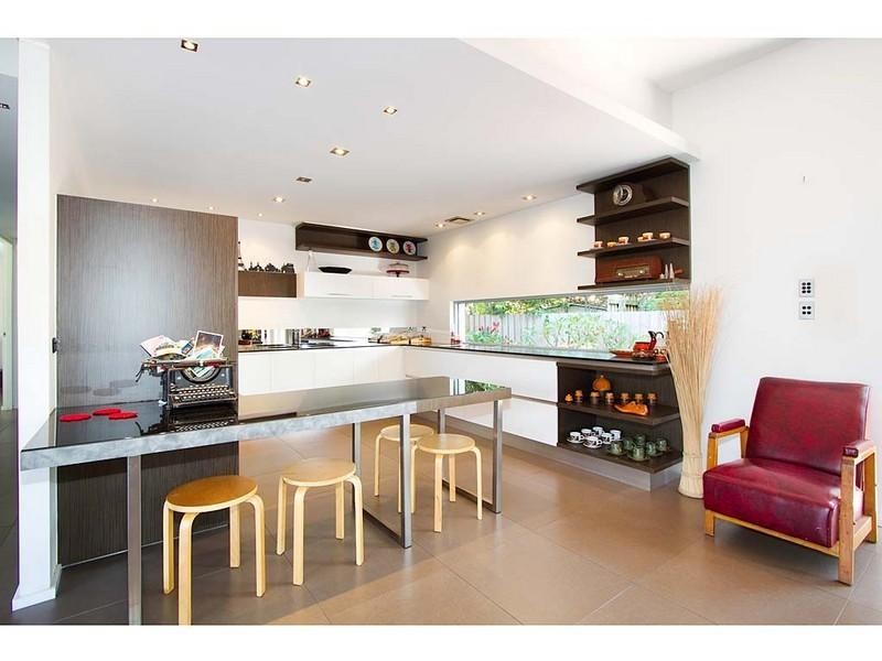 7 Anchor Court, Mermaid Waters QLD 4218