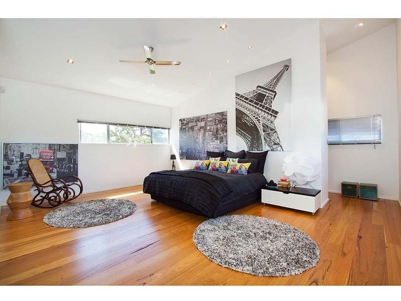 7 Anchor Court, Mermaid Waters QLD 4218