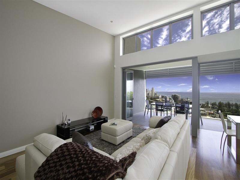 57 George St Central, Burleigh Heads QLD 4220