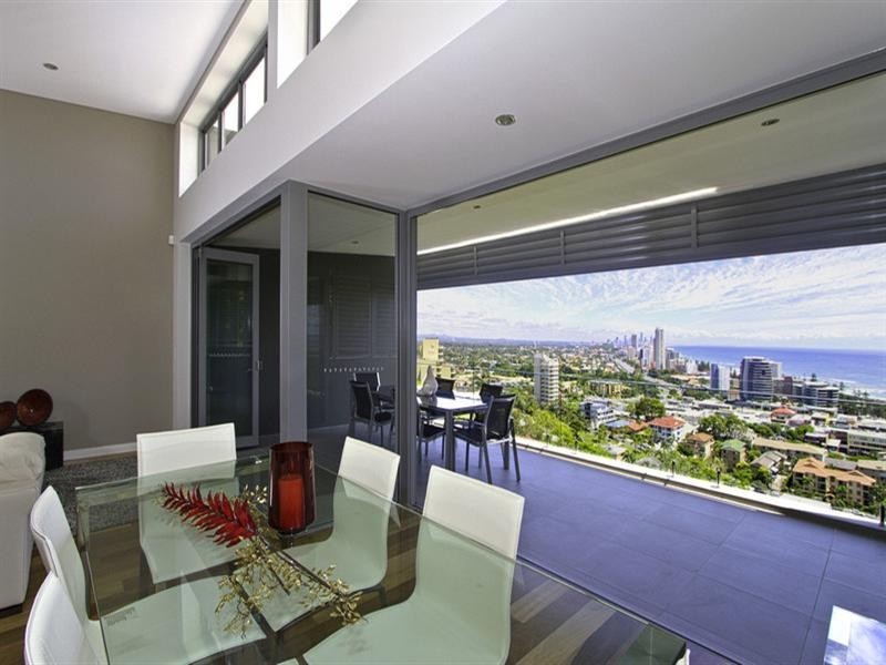 57 George St Central, Burleigh Heads QLD 4220