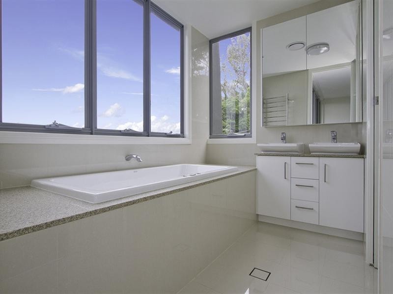 57 George St Central, Burleigh Heads QLD 4220