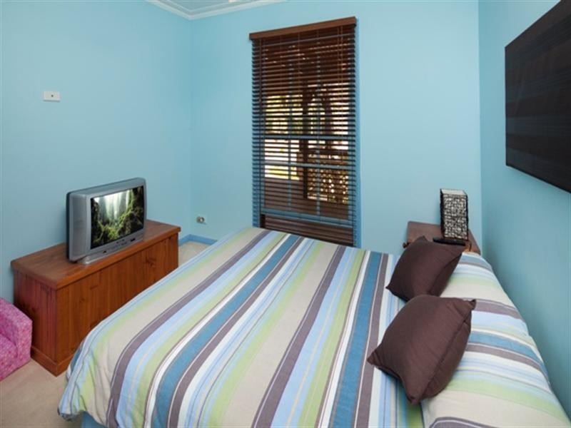 20 Westminster Boulevard, Elanora QLD 4221