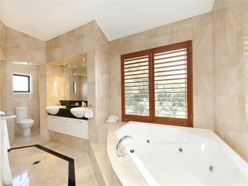 500 The Esplanade, Palm Beach QLD 4221