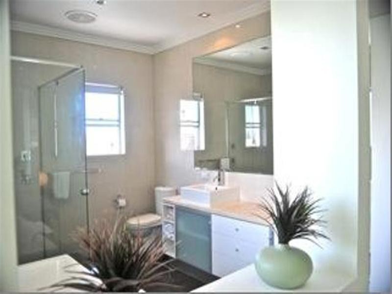 6 Seagull Avenue, Mermaid Beach QLD 4218