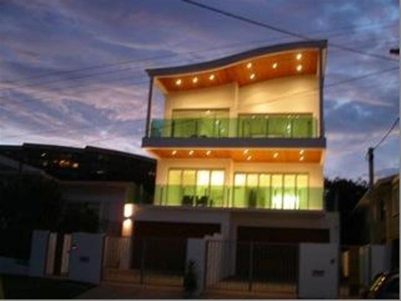 6 Seagull Avenue, Mermaid Beach QLD 4218