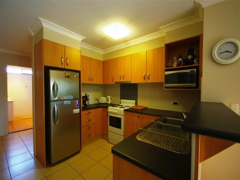5 ‘HAMPTON GARDENS’ 54 Karbunya Street, Mermaid Waters QLD 4218