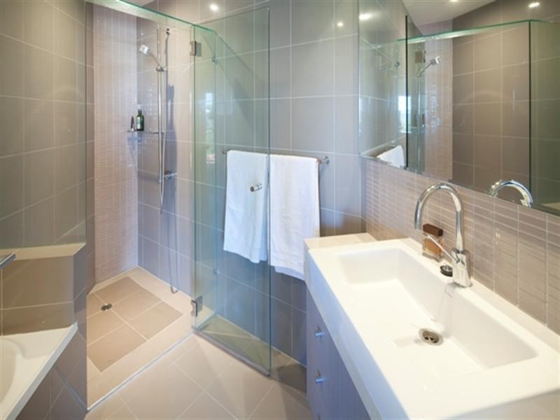 5 ‘Pharos on Kirra Hill’ 129 Musgrave Street, Coolangatta QLD 4225