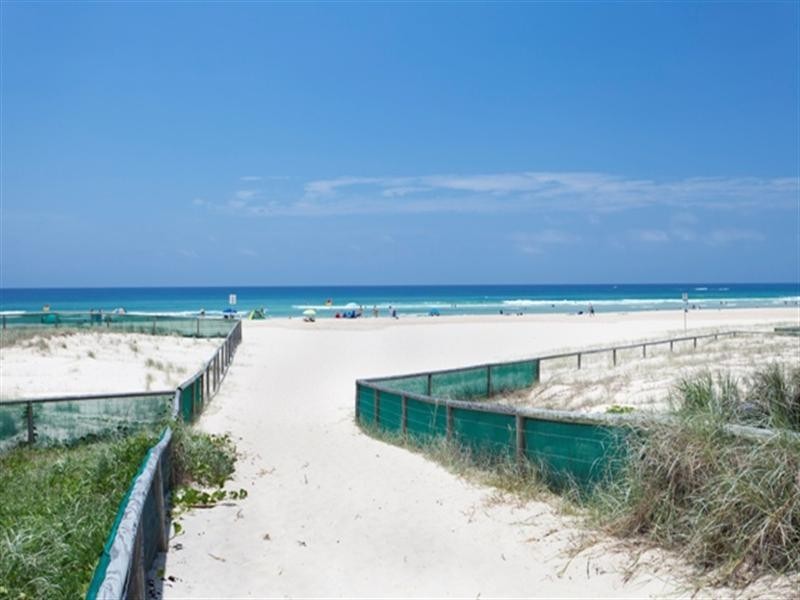 5 ‘Pharos on Kirra Hill’ 129 Musgrave Street, Kirra QLD 4225