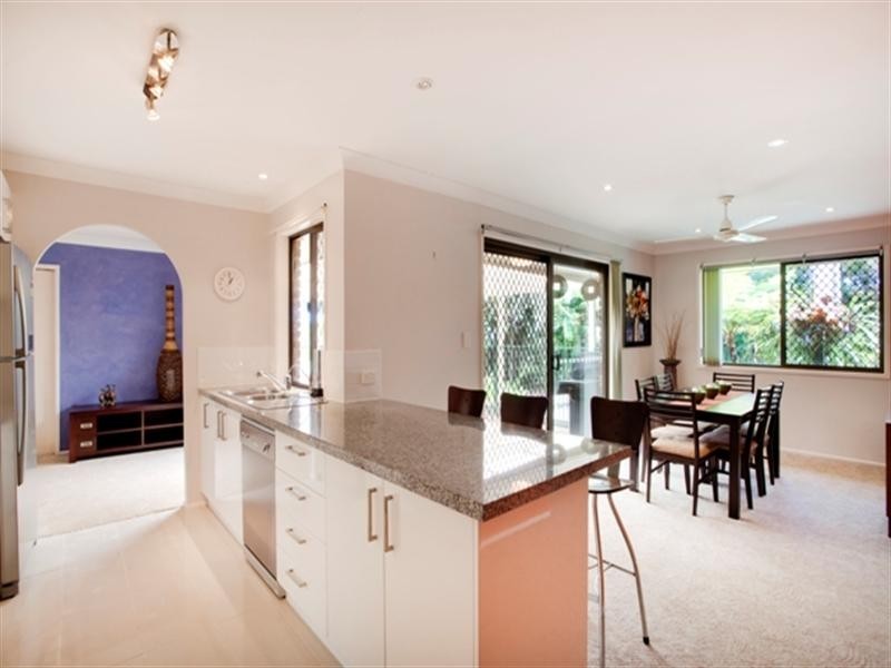 6 Beaumont Court, Currumbin Waters QLD 4223