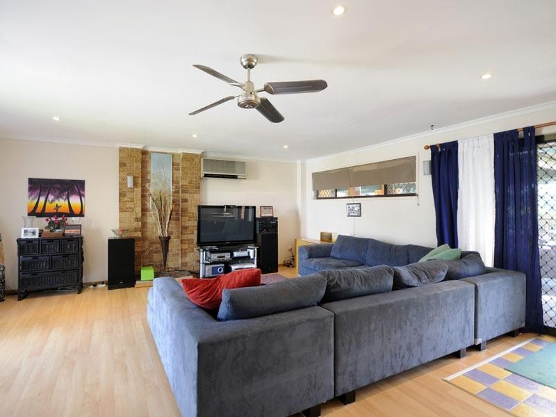 13 Tattler Way, Burleigh Waters QLD 4220