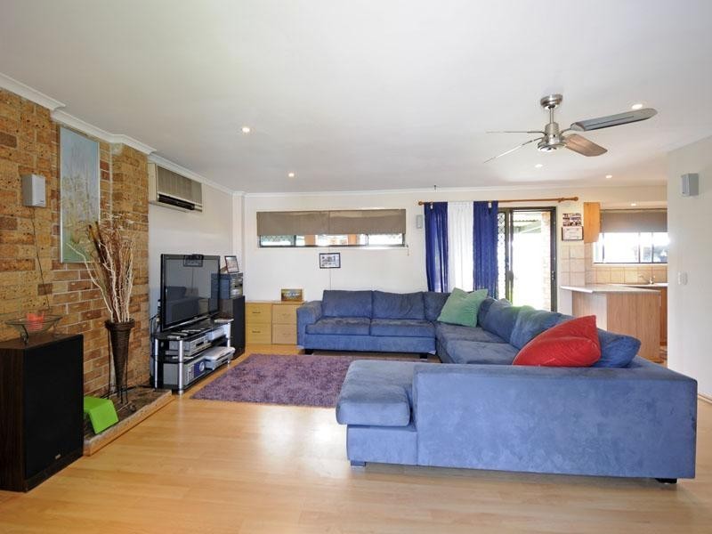 13 Tattler Way, Burleigh Waters QLD 4220