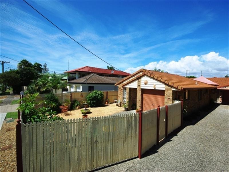 1 ‘BELENCI’ 114 Sunshine Parade, Miami QLD 4220