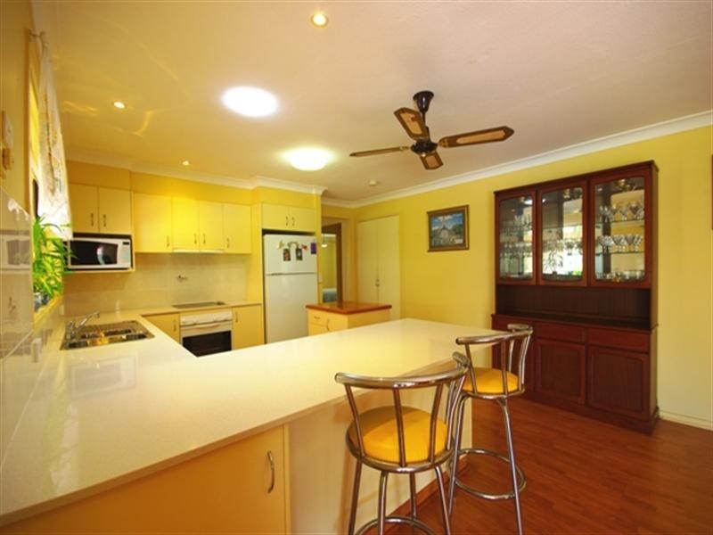 8 Intrepid Drive, Mermaid Waters QLD 4218