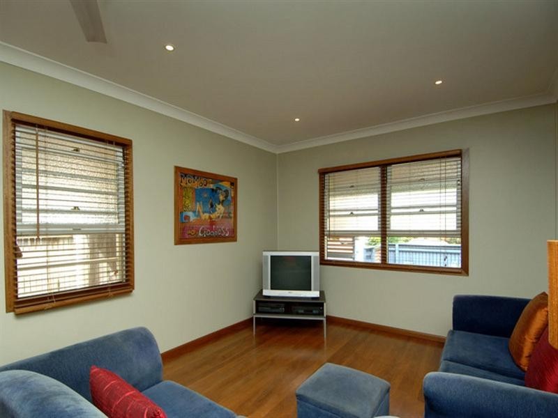 23 Sportsman Avenue, Mermaid Beach QLD 4218