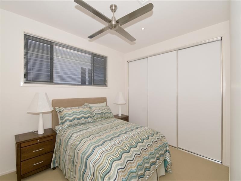 2 Twenty Fifth Avenue, Palm Beach QLD 4221