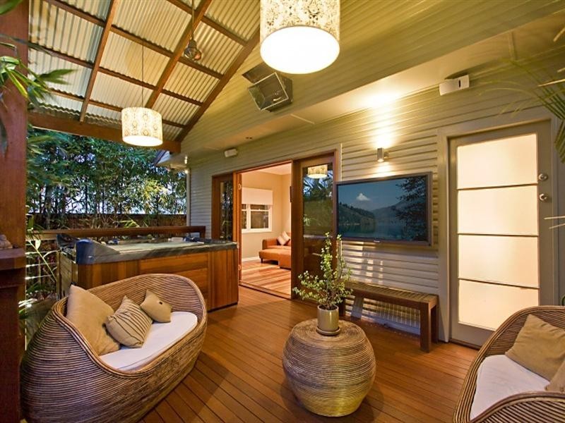 95 Palm Beach Avenue, Palm Beach QLD 4221