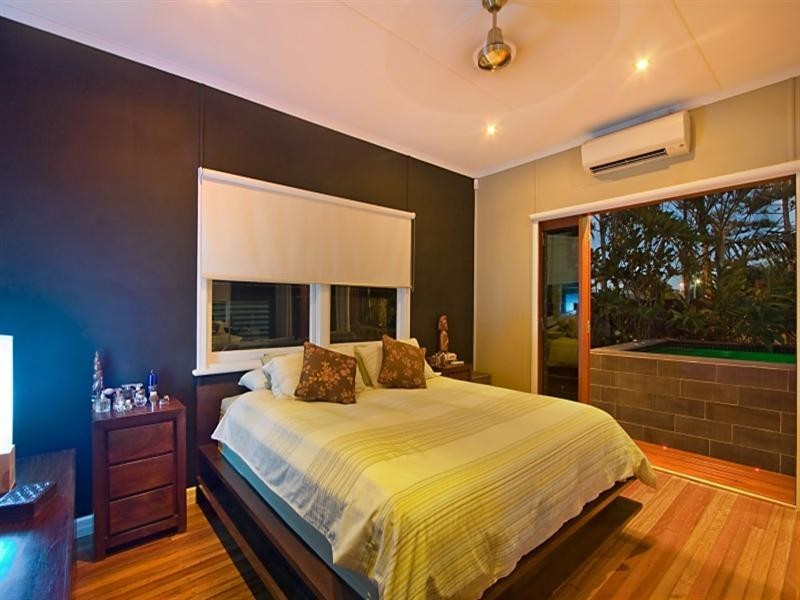 95 Palm Beach Avenue, Palm Beach QLD 4221