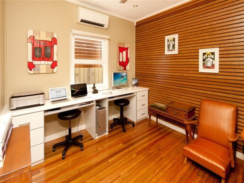 95 Palm Beach Avenue, Palm Beach QLD 4221