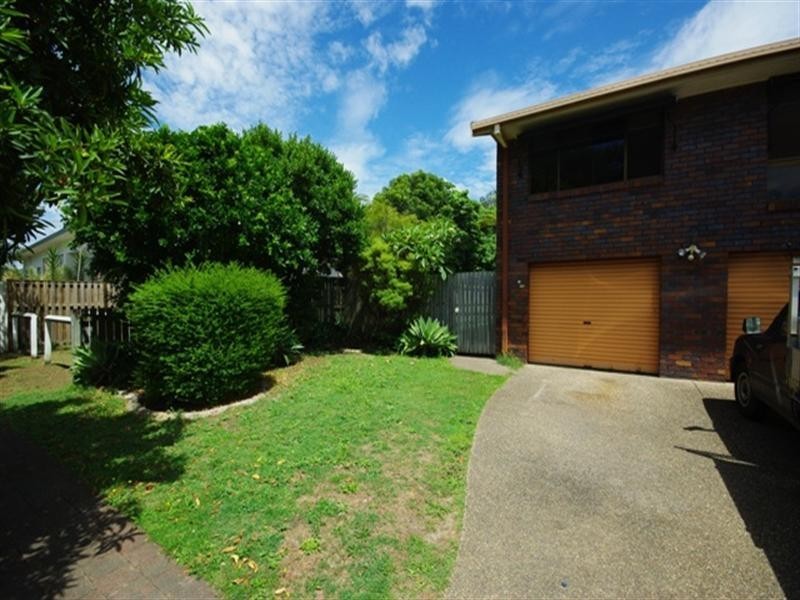 1 ‘Marissa Court’, 32 Sunshine Parade, Miami QLD 4220