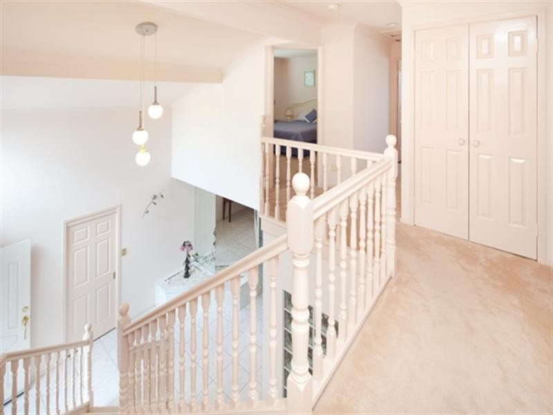 14 Cayman Drive, Clear Island Waters QLD 4226