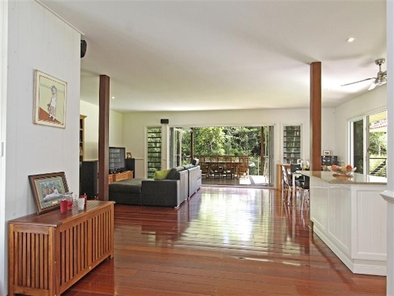 1074 Tallebudgera Creek Road, Tallebudgera Valley QLD 4228