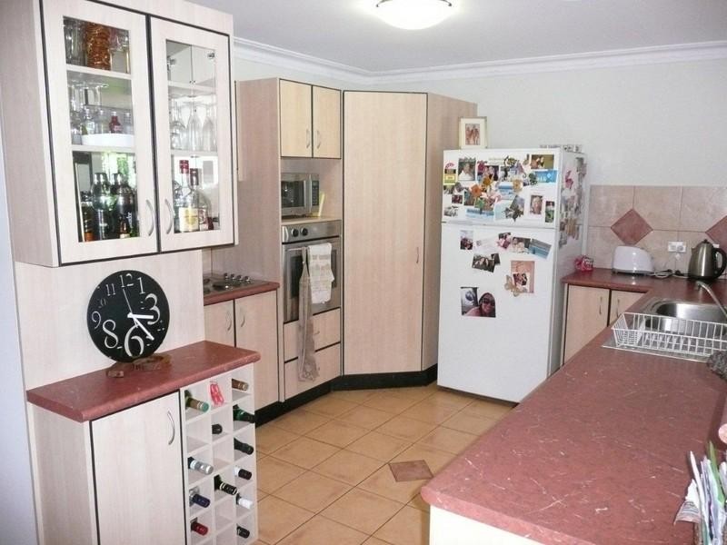 7 Rebecca Court, Broadbeach Waters QLD 4218