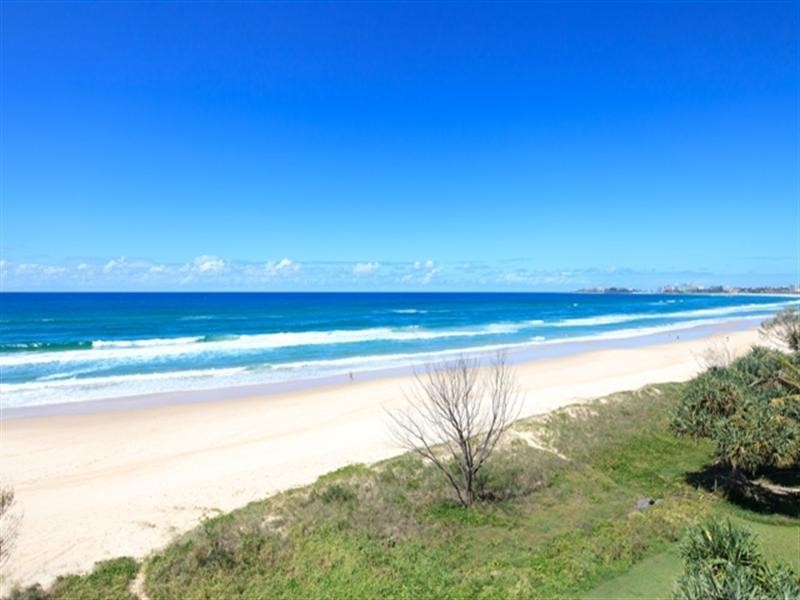 Level 4 ‘Azure’, 351 Golden Four Drive, Tugun QLD 4224
