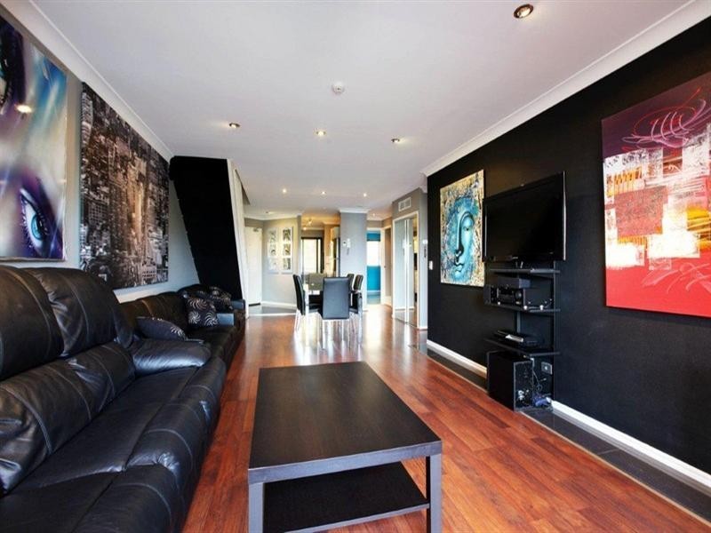 Unit E38 ‘Magic Mountain Apartments’, Great Hall Drive, Miami QLD 4220