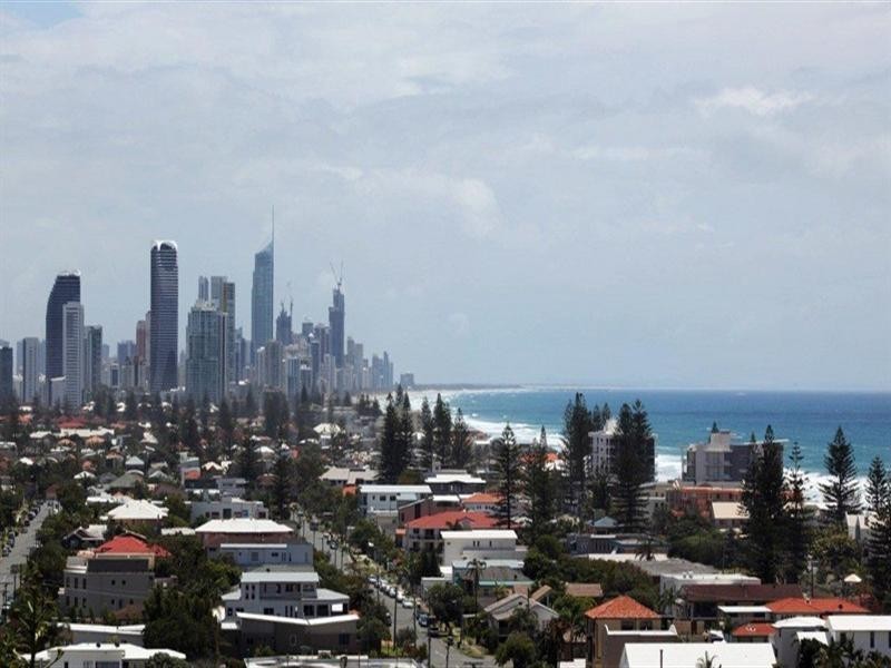 Unit E38 ‘Magic Mountain Apartments’, Great Hall Drive, Miami QLD 4220