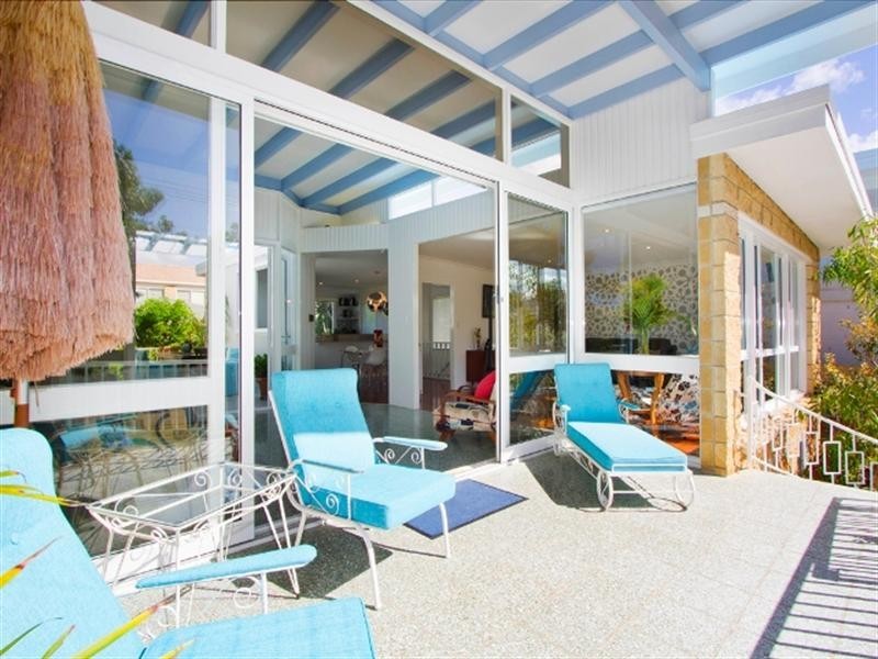 26 Seashell Avenue, Mermaid Beach QLD 4218
