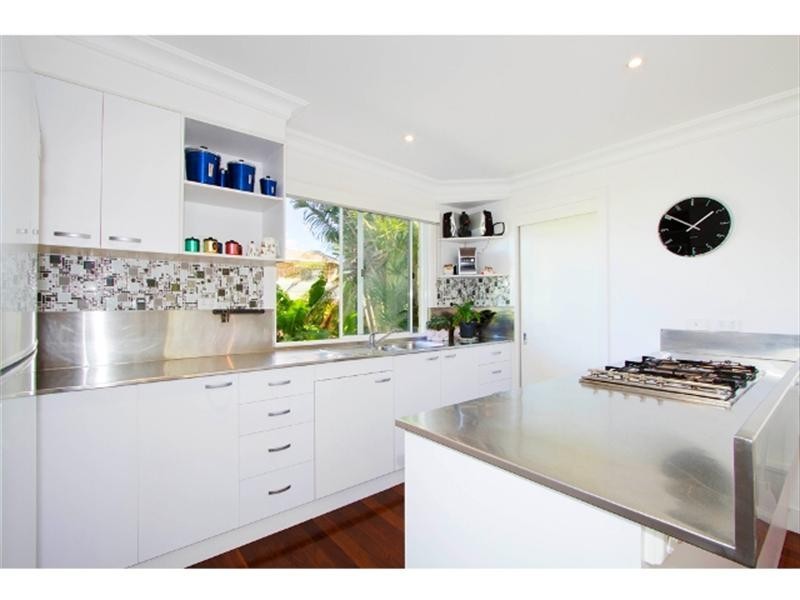 26 Seashell Avenue, Mermaid Beach QLD 4218